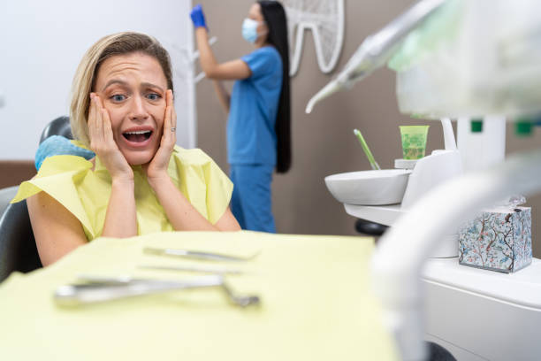 Best Cracked Tooth Emergency Dentist  in Forestdale, MA